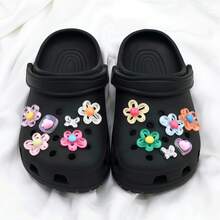 12个可爱彩色镂空果冻水晶花朵和鳄鱼鞋饰，DIY配件，适用于花园鞋、木屐、凉鞋、拖鞋，是生日、万圣节、圣诞节派对礼物的完美之选。 - 彩色 - 查看 1