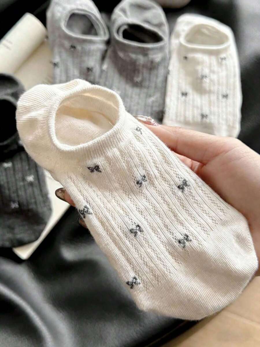 4 đôi tất ngắn mỏng thoáng khí dễ thương dành cho nữ, họa tiết nơ lưới, nhẹ, dùng một lần, thoải mái, thoáng khí, chống trơn trượt, thích hợp cho mùa hè và mùa thu, màu trắng và xám xen kẽ, phù hợp để mặc vào mùa xuân và mùa hè. - Nhiều màu - Xem 1