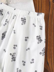 Conjunto de 2 piezas de blusa con manga de volantes y moño 3D + pantalones rectos con estampado floral para niñas, estilo casual y dulce para verano - Blanco - Ver 6