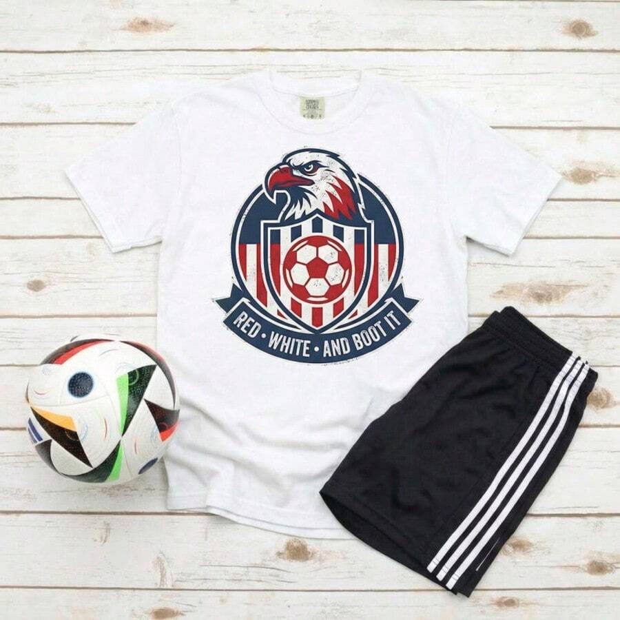 USA Soccer Cr Est World Cup 2026 T-Shirt _ Red White And Boot It Vintage Badge Tee For Patriotic Foot - 白色 - 查看 1