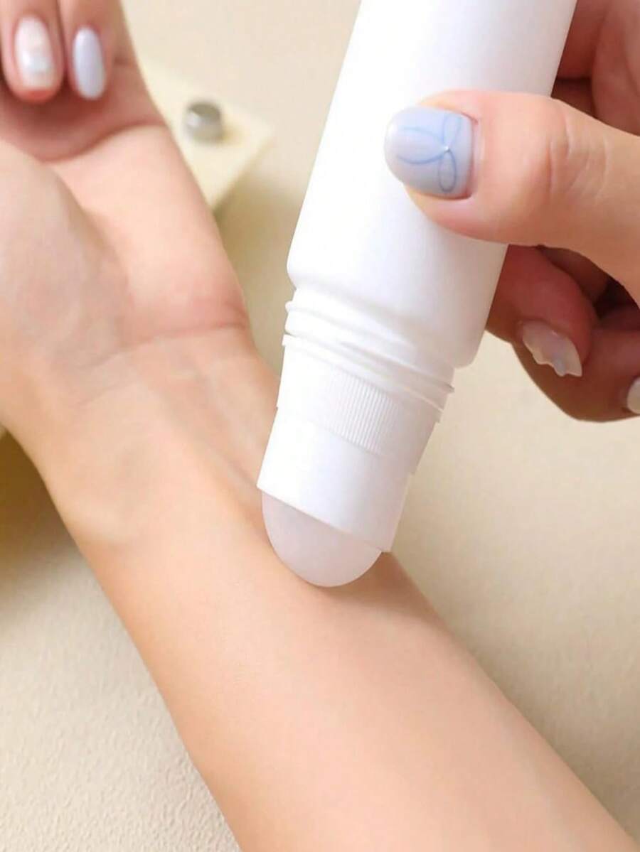 5件/3件/2件/1件－50ml/30ml可重複填充滾珠瓶，可重複使用、防漏、輕巧便攜。適用於精油、香水油、DIY除臭劑和液體調配。適合旅行、度假、健身包、辦公室使用及居家收納