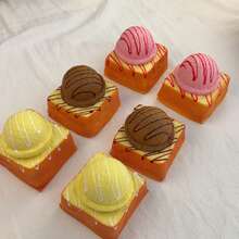 2026 New Arrival 1pc Summer New Arrival - High-Quality Simulated Ice Cream Toast Squishy, Suitable For Parties, Birthdays, Summer Gifts, Graduation Gifts - Multicolor - View 4