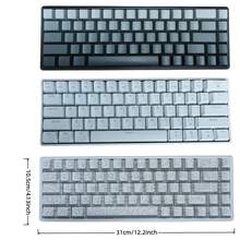 APAYADO A68 有线机械键盘，65% 紧凑布局，68 键热插拔，RGB 背光，适合游戏玩家，有线 USB 连接 - 查看 10