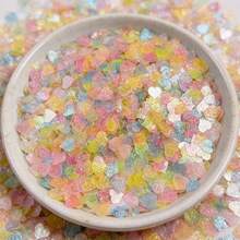 20克，7毫米/9毫米混色心形花朵亮片，适合手工制作 - 多色PVC亮片 - 可用于DIY新年、情人节礼物、服装、玻璃制品、花瓶、手机壳、婚纱、舞蹈服装 - 是手工爱好者和DIY达人的理想之选 - 生日和节日的完美礼物 - 彩色 - 查看 10