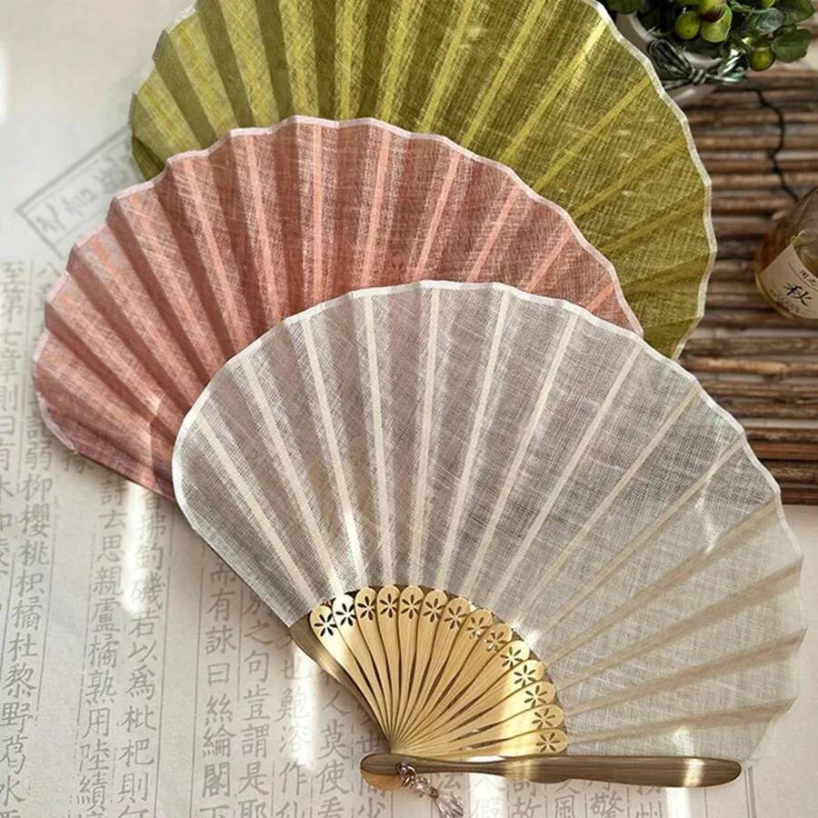 Japanese Style Retro Shell Shaped Fan, Silk Cloth Bamboo Folding Fan – With Pendant, Solid Color Curved Fanbone, Wedding Hand Fan - Màu kaki - Xem 1