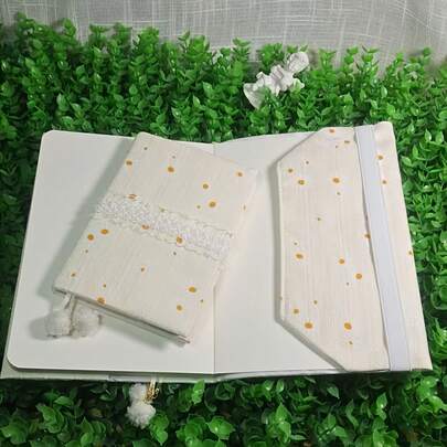 A5/A6 cremeweiße Gänseblümchen Jacquard Stoffbuchcover, Spitzenbesatz Tagebuch Schutzhülle mit Bommel Lesezeichen, Notizbuchhülle für Schreibwarenfans