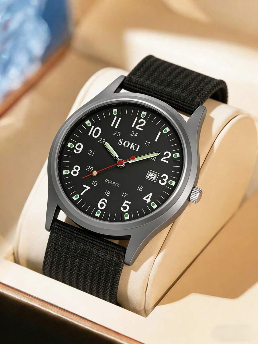 SOKI SOKI Đồng hồ nam có chức năng lịch và kim dạ quang. Một chiếc đồng hồ thạch anh thể thao, phong cách thường ngày với mặt số tròn, hoàn hảo để đeo hàng ngày, trong các dịp sinh nhật, tiệc tùng và các buổi họp mặt ngày lễ. Đây cũng là một món quà lý tưởng cho chính bạn hoặc bạn bè (không bao gồm hộp). - màu đen - Xem 1