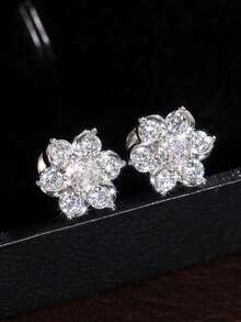 1 Pair Cubic Zirconia Elegant Stud Earrings, Suitable For Daily Decoration, Party Jewelry Or Birthday Gift For Teenagers - Silver - View 4