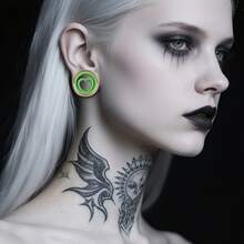 2件装闪亮情人节礼物不锈钢耳扩，可爱双色心形耳洞穿刺饰品女士派对耳环 - style-3 - 查看 6