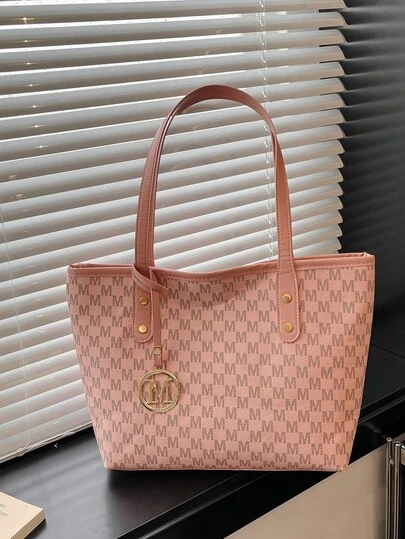 2026年最热门新款复古风手提包，奢华高端，大容量，适合工作和通勤，配有女士肩带，袖口处设有开口。