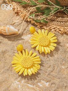 OOQ 1 Pair Handmade Raffia Straw Sunflower Pendant Earrings, Fashionable & Sweet Elegant Beach Holiday Versatile Earrings, Suitable As Gift For Any Occasion (Handcrafted Raffia Weaving, Random Direction And Shape) - Yellow - View 3