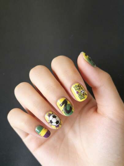 24pcs Pressure-Fit Short Square Green Artificial Nails, World Cup Theme, Ideal For Cheering And Supporting