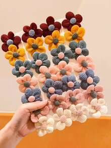10个/套 什锦花朵发夹，柔和梦幻的配色，包含粉色、紫色、蓝色、黄色等色调，搭配对比鲜明的花朵中心，适合女孩和女士打造清新日常发型或迷人派对造型，随机发货。 - 彩色 - 查看 13