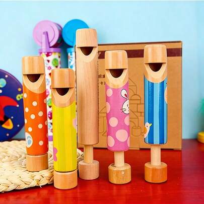 Fischietto in legno con suono cambiante, giocattolo a tiro a forma di flauto in legno con motivo carino, strumento musicale