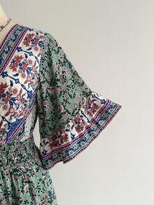 Rusttydustty 女士绿色印花交叉V领喇叭袖连衣裙，波西米亚海滩装，热带度假音乐节派对夏季优雅装扮 - 綠色 - 查看 3