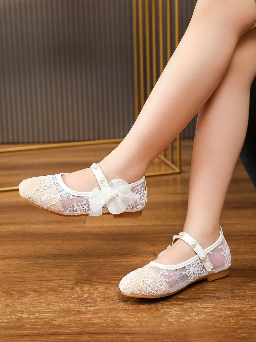 Girls White Flat Shoes, Children's Summer Shoes, Toddler Pearl Decor Sandals - White - View 1
