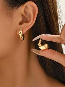 1 Pair Elegant & Fashionable Minimalist Gold Alloy C-Shaped Hoop Earrings, Embedded With Rhinestones, Asymmetrical Design, Versatile For Women's Daily Wear, Commute, Party, Travel, Holiday Gifts Like Valentine's Day, Thanksgiving, New Year - Gold - View 2