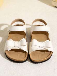 Sandal đế bằng bằng chất liệu cork mềm mại màu trắng dành cho bé gái 3-12 tuổi, có quai kép, nơ da thật, mũi hở bằng da PU, phù hợp cho trường học, tiệc tùng, bãi biển, kỳ nghỉ, phong cách bé gái ngọt ngào. - trắng - Xem 2