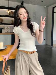 Áo dệt kim ngắn tay cổ chữ V trơn màu dành cho nữ, kiểu dáng thường ngày, thích hợp cho mùa xuân/hè. - Màu be - Xem 4