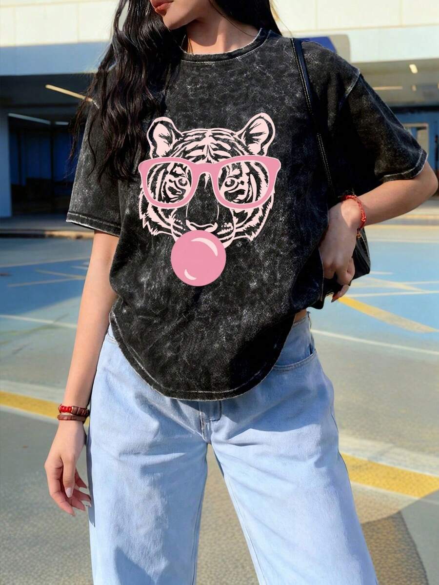 Camiseta de mujer de manga corta con cuello redondo y estampado de tigre, de verano, informal, holgada y versátil, de uso diario estiloso en color negro - Negro - Ver 1