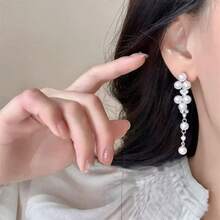 1 Đôi bông tai hợp kim đính đá và ngọc trai giả, phụ kiện cưới thanh lịch, bông tai hình chùm nho cổ điển cách điệu. - Bạc A - Xem 2