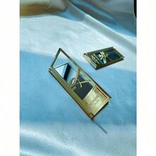 Yves Saint Laurent 高级金色便携式折叠化妆镜，方便携带，品质上乘，节日送礼佳品 - 金色 - 查看 2
