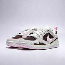女士 WMNS JORDAN CMFT ERA 休闲运动鞋，低帮 IV3220-261 - 米棕色 - 查看 5