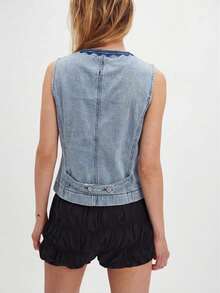 Women's Sleeveless Solid Washed Denim Scalloped Edge Embroidery V Neck Button Front Crop Vest Top, With Pockets Back Buckle Detail 2026 Summer Casual Western Style Blouse - Azul - Ver 5