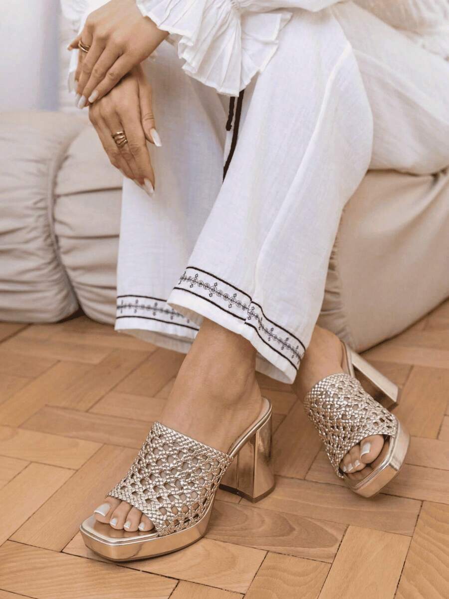 Summer Fashion Versatile Hollow High Heel Sandals - Gold - View 1