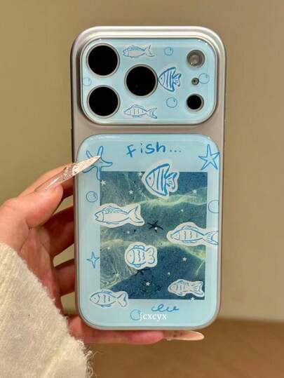 เคสโทรศัพท์ 17 ซีรีส์ ลายปลาทะเลสีฟ้าอ่อนน่ารัก ดาวระลอกคลื่นโลกใต้ทะเล เข้ากันได้กับ Iphone 17 Pro Max 16 15 14 Pro Max เคสป้องกันกันกระแทกหน้าต่างขนาดใหญ่ดีไซน์สร้างสรรค์แบบมินิมอล