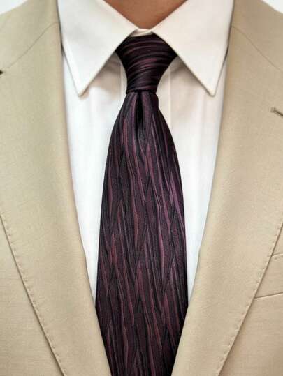 1 bộ trang phục nam công sở, trang trọng, tối giản, thường ngày, thanh lịch, phù hợp cho các buổi tiệc và gặp gỡ.