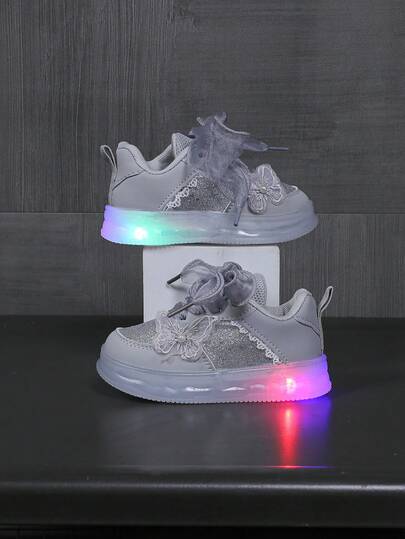 1 đôi giày thể thao thời trang hình bướm có đèn LED, thoải mái, lấp lánh, thoáng khí, phù hợp cho cả bé trai và bé gái - Giày chạy bộ và đi bộ ngoài trời chống trượt, giảm sốc, phù hợp mọi mùa