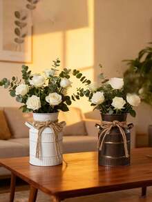 OBOVAY Vintage Bauernhaus Metall verzinkter Vase - Rustikale abgenutzte cremefarbene Milchkanne mit "Home Flowers" Etikett, sortierte Stil Eisen Vase Geschenktüte, perfekt als Mittelpunkt und Heimdekoration Raumdekoration Blumenvase Glasvase - Verschiedenfarbig - Übersicht 8