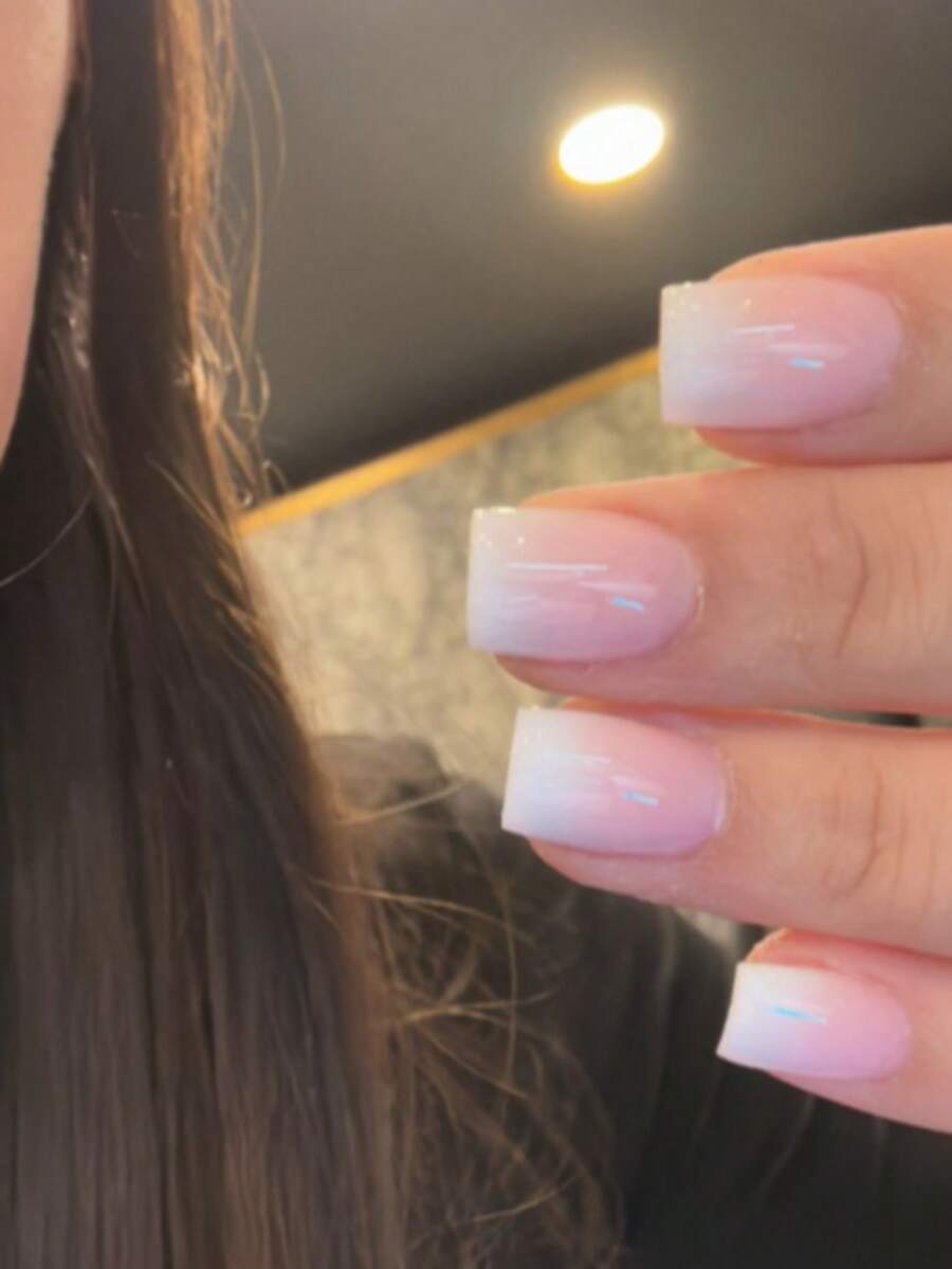 24 pièces Ensemble d'art pour ongles nude et blanc contrastés en forme d'amande, comprend 1 pièce de vernis gel et 1 pièce de lime à ongles, réutilisable pour les fêtes, la danse ou le port quotidien, accessoires de soins des ongles Faux ongles à clipser
