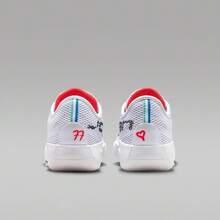 Giày bóng rổ cổ thấp Jordan Luka 77 (GS) IH0573-101, dành cho thanh thiếu niên - Đen và trắng - Xem 4