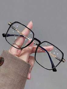 一副女士时尚几何金属框眼镜，适合作为旅行配件、优雅沙滩配饰，也适合女士海滩度假、户外活动和旅行。 - 彩色 - 查看 1