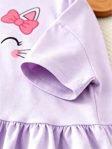 Áo thun thời trang mùa hè cho bé gái, in hình mèo con dễ thương màu tím oải hương, viền bèo nhún. - Màu tím hoa cà - Xem 4