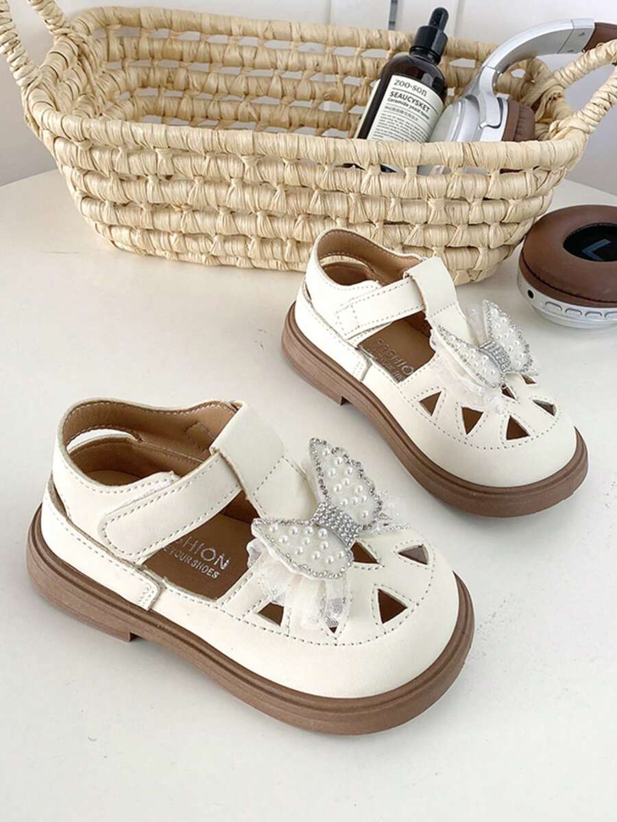 1 Pair Girls' Cute Hollow Pearl Rhinestone Bow PU Hook And Loop Princess Shoes, Suitable For Spring, Summer, Autumn Outdoor, Daily, Party, Wedding - Beige - View 1