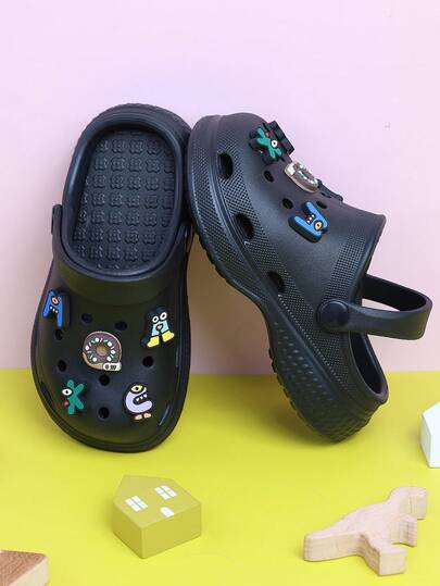1双黑色卡通字母儿童透气柔软室内/室外沙滩凉鞋