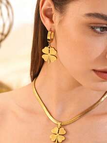 1 Set de Collar con Colgante de Trébol y Aretes de Acero Inoxidable, Diseño Minimalista de Moda, Adecuado para Citas, Reuniones o Uso Diario de Mujeres - Amarillo Oro - Ver 3