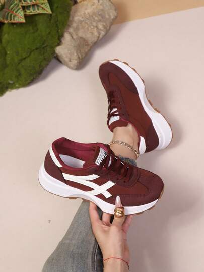 1 Pair Women's Super Popular Minimalist Lightweight Comfortable Lace-Up Sneakers, 2026 New Commuting All-Season Non-Slip Rubber Sole Casual Versatile Chunky Sneakers
