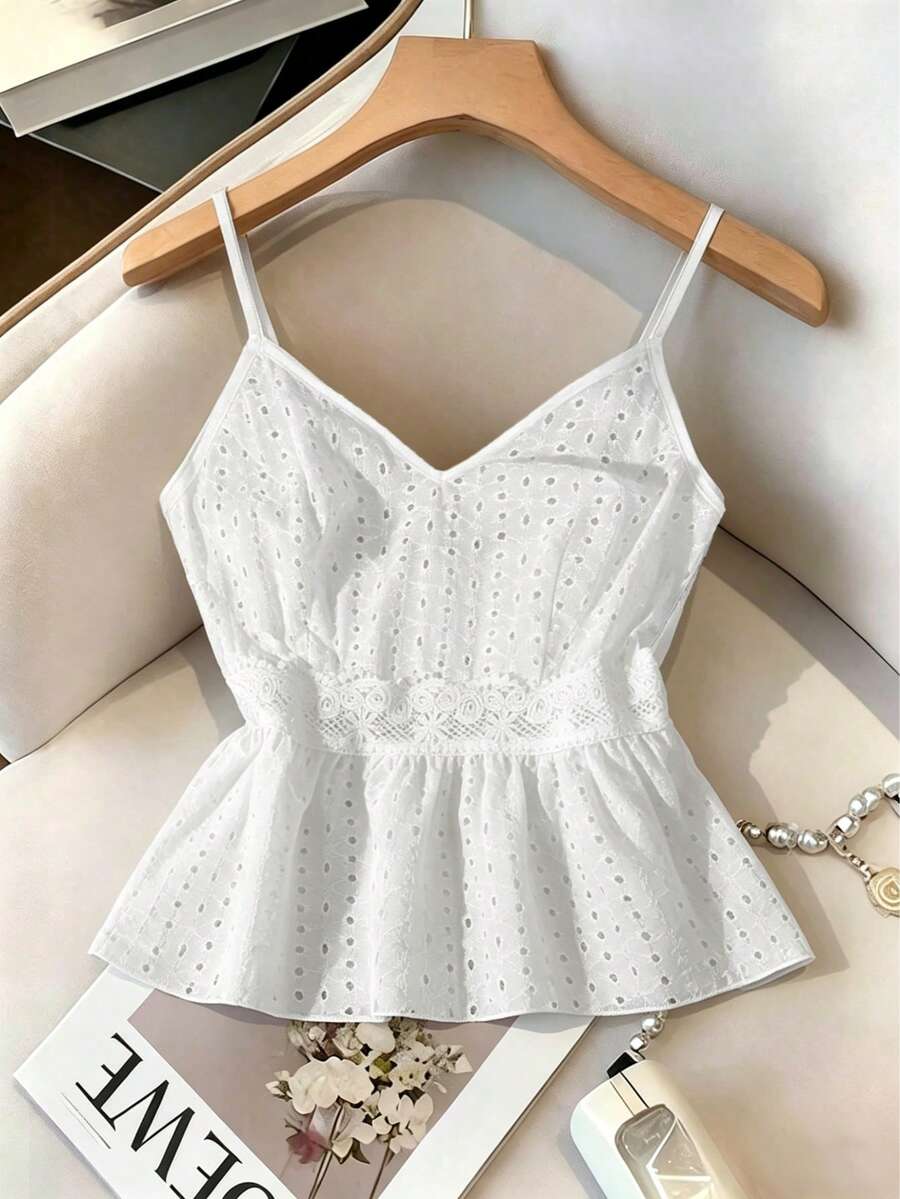 Elegant Delicate French Design Niche White Crochet Hollow Lace Camisole, New Summer Layering Sleeveless Top Casual - White - View 1