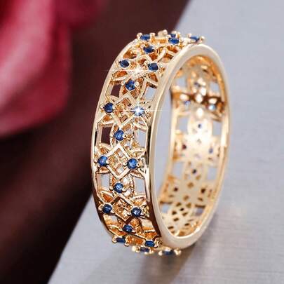 1pc Hollow Floral Arrangement Design Cubic Zirconia Inlaid Fashion Ring For Women