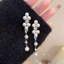 1 Đôi bông tai hợp kim đính đá và ngọc trai giả, phụ kiện cưới thanh lịch, bông tai hình chùm nho cổ điển cách điệu. - Bạc A - Xem 4