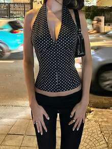 一件波点印花针织露背纽扣上衣，适合海滩、度假和日常穿着，春夏黑色 - 黑色 - 查看 5