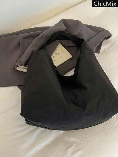 Túi xách tay đơn giản, màu trơn, dung tích lớn, đa năng, kiểu dáng lười biếng, nhẹ và tiện dụng, phù hợp cho nữ sinh viên, sinh viên đại học, người mới đến và nhân viên văn phòng. Rất thích hợp cho văn phòng, trường đại học, công việc, kinh doanh, đi làm, hoạt động ngoài trời, du lịch và dã ngoại.