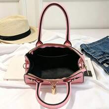 Ladies' Fashion Shoulder Bag With Adjustable Strap, Crossbody/Single Shoulder Option, Hardwear Lock Decoration And Chain Strap Design, Ideal For Shopping, Travel, Commuting And Gift-Giving - Màu Hồng Tươi - Xem 5