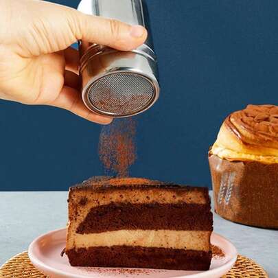 Lọ rắc đường bột bằng thép không gỉ có nắp - Lưới lọc mịn, có thể rắc đều bột nở, bột ca cao, tinh bột ngô, cà phê và bột mì, cũng có thể dùng cho tiệc nướng ngoài trời, cắm trại và các dịp khác - Bền, chống gỉ, dễ vệ sinh - Rất thích hợp sử dụng tại nhà hoặc nhà hàng, dụng cụ nhà bếp thiết yếu, dụng cụ nướng BBQ