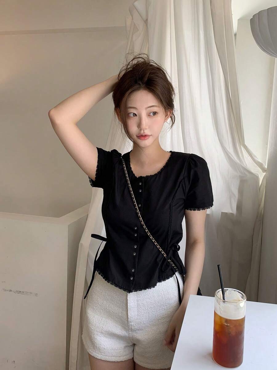 甜美蕾丝边短袖收腰上衣,夏季黑色 - 黑色 - 查看 1