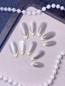 10片手工美甲貼片 短甲貼片 假指甲 法式杏仁形美甲貼片 Y2K風格可愛美甲貼片 美甲用品 美甲裝飾 紅色美甲貼片 粉色美甲貼片 黃色美甲貼片 亮白色貓眼甲面搭配手繪紅色法式甲尖 低調優雅風格 適合女性與女孩日常佩戴與活動使用 附美甲工具 手工穿戴甲 - 黃色 - 查看 4